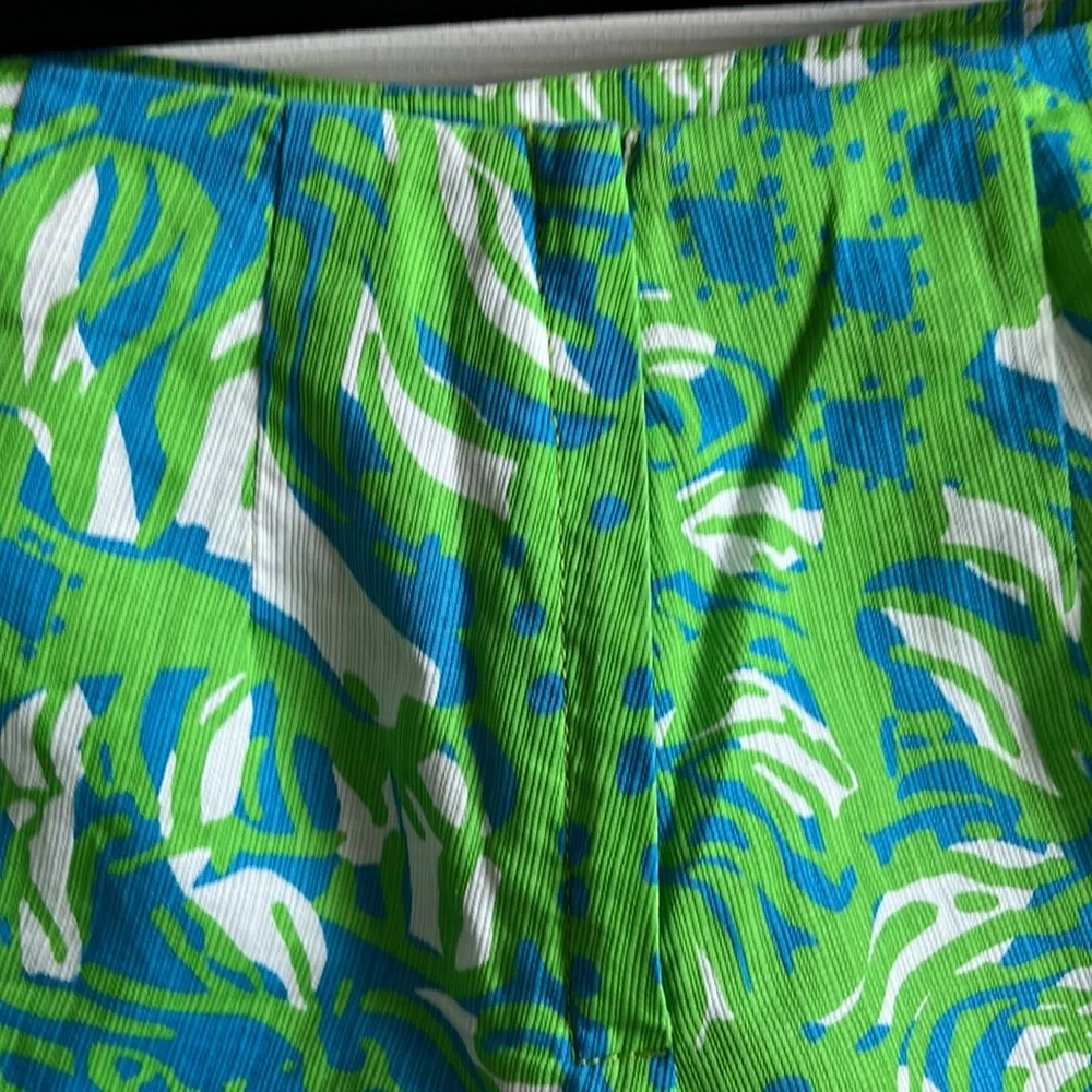 Lilly Pulitzer Liza Short / Roar of the Jungle / SZ‎ 2